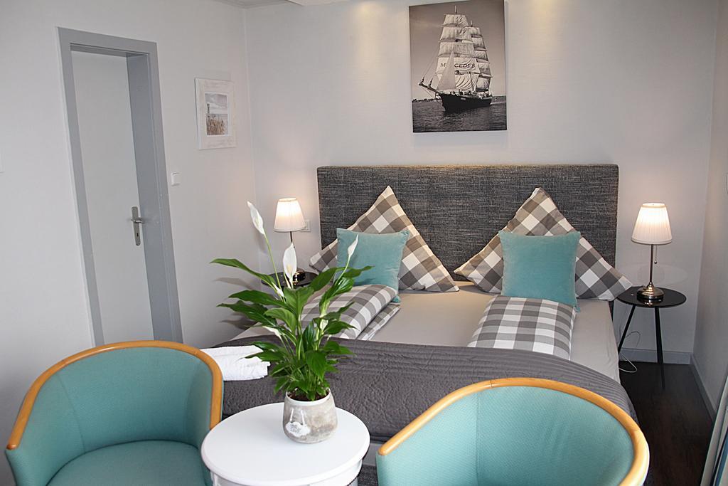 Pension Zur Brandung Büsum Exteriör bild